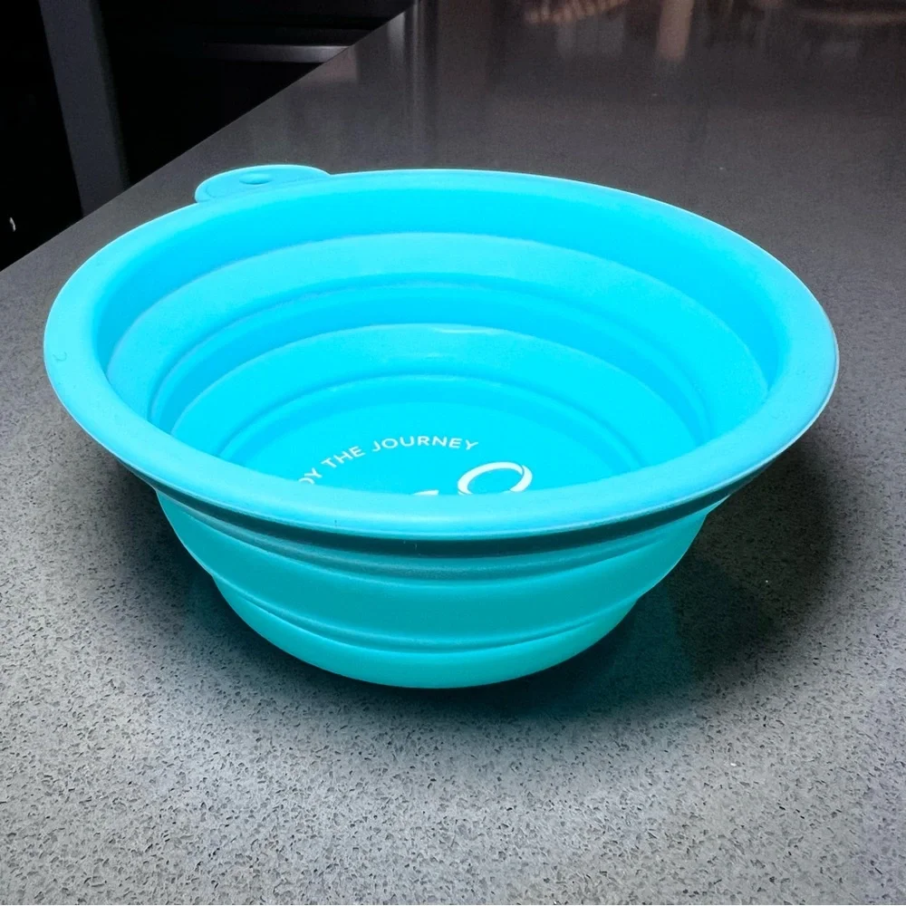 Collapsible Pet Travel Bowls Set 2 Dog Cat Food Water Portable NWT